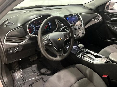 Used 2023 Chevrolet Malibu LT image 17