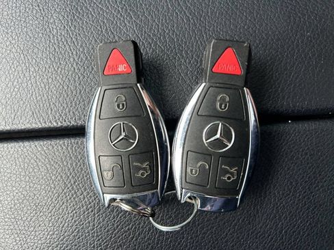 Used 2017 Mercedes-Benz GLE 350 4MATIC image 32
