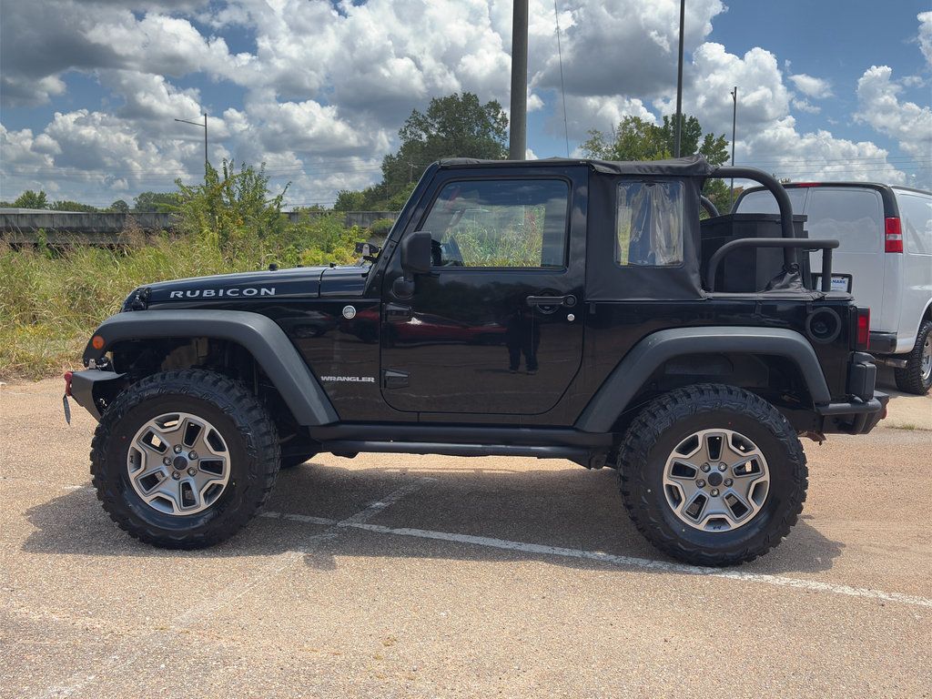 Used 2013 Jeep Wrangler Rubicon AWD/4WD image 21
