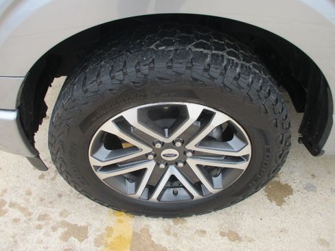 Used 2023 Ford F150 XL w/ STX Appearance Package RWD image 3