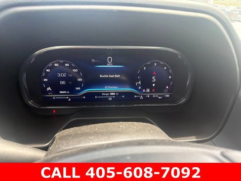 Used 2023 Chevrolet Suburban Z71 w/ Max Trailering Package AWD/4WD image 12