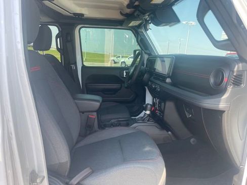 Used 2024 Jeep Wrangler Unlimited Rubicon image 14