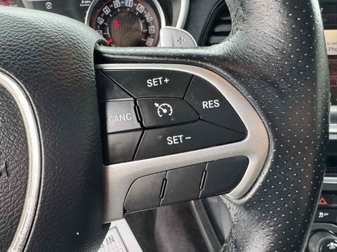 Used 2016 Dodge Challenger R/T Scat Pack RWD image 20