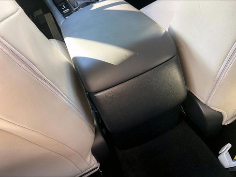 Used 2019 MAZDA MAZDA3 Sedan w/ Select Package FWD image 31