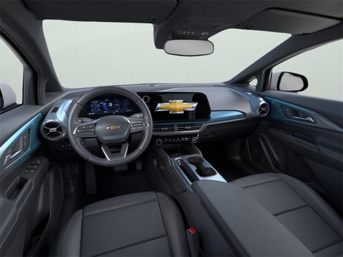 New 2026 Chevrolet Equinox EV LT image 15