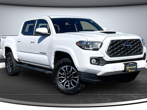 Used 2022 Toyota Tacoma TRD Sport w/ Technology Package image 1