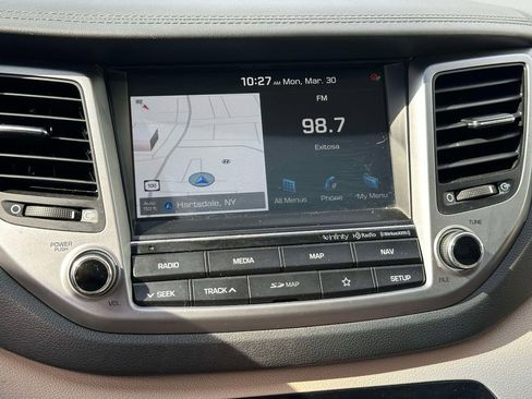 Used 2018 Hyundai Tucson SEL Plus image 19