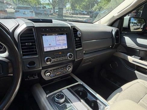 Certified 2019 Ford Expedition Limited w/ Equipment Group 302A AWD/4WD image 23