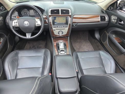 Used 2010 Jaguar XK Convertible RWD image 5