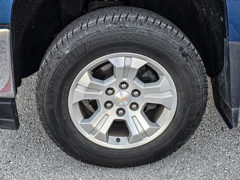 Used 2016 Chevrolet Silverado 1500 LT w/ All Star Edition image 18