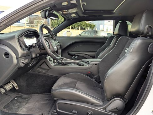 Used 2018 Dodge Challenger T/A image 10