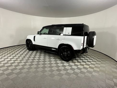Certified 2024 Land Rover Defender 110 X-Dynamic SE image 3