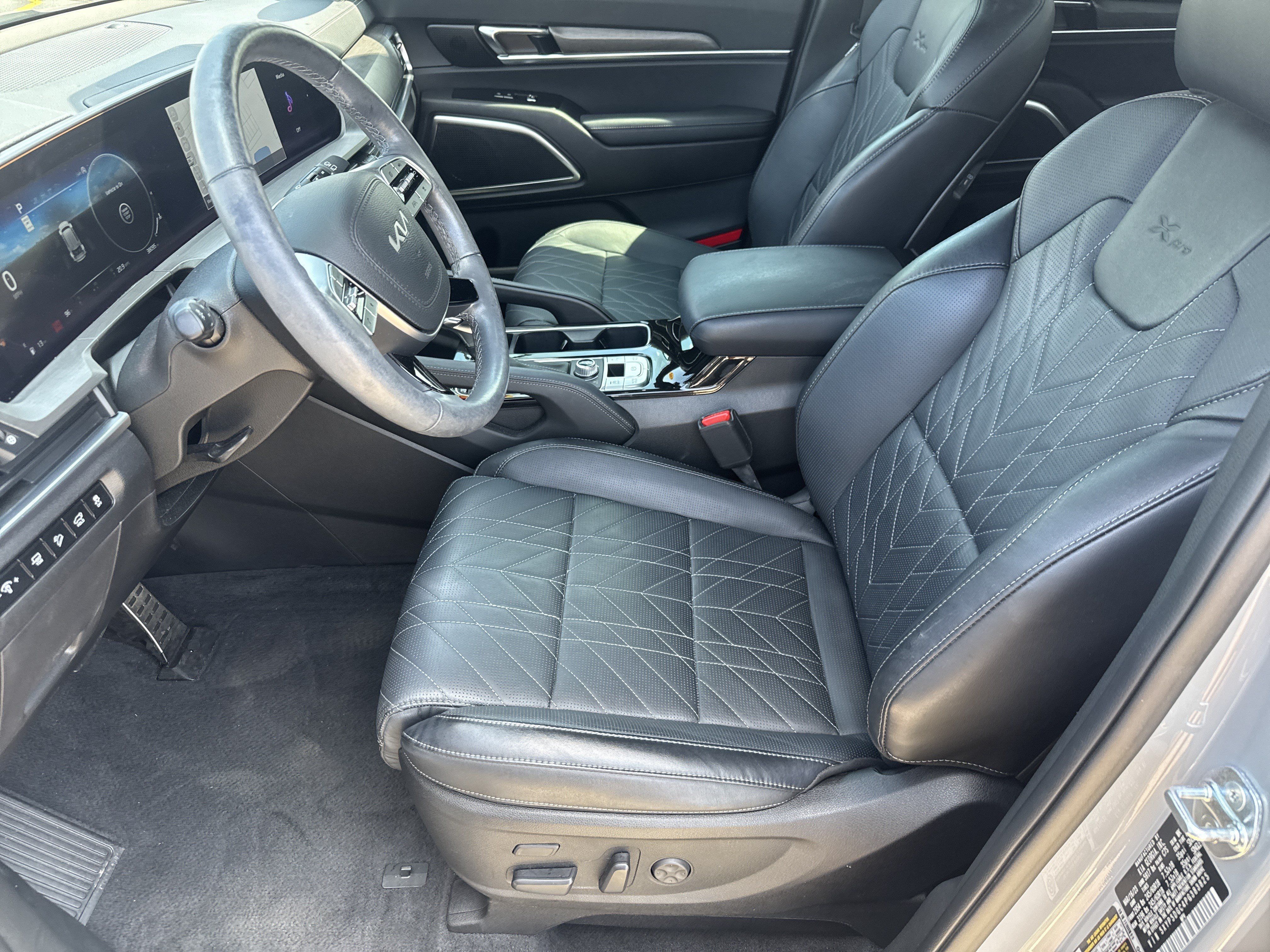 Used 2023 Kia Telluride SX Prestige X-Pro AWD/4WD image 5