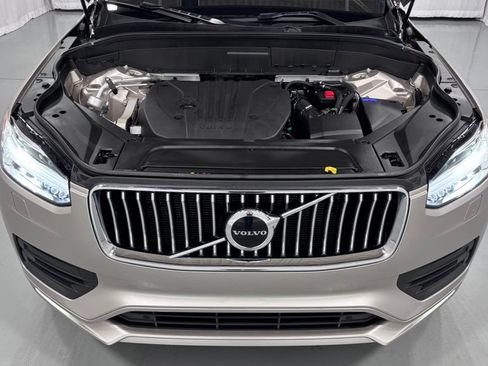 Certified 2023 Volvo XC90 B5 Core w/ Climate Package AWD/4WD image 29