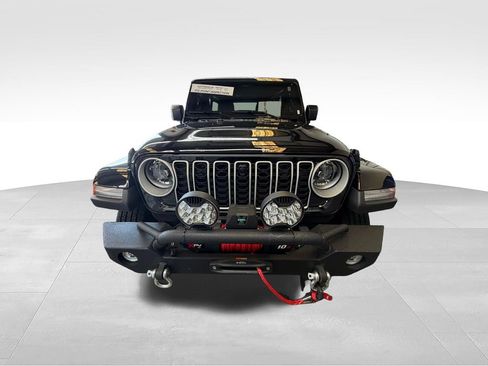 Used 2026 Jeep Wrangler Unlimited Sahara AWD/4WD image 10