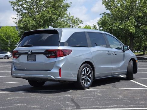 Certified 2026 Honda Odyssey EX-L image 23