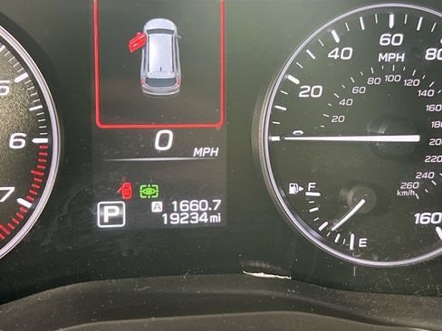 Used 2023 Subaru Ascent Limited w/ Technology Package AWD/4WD image 12