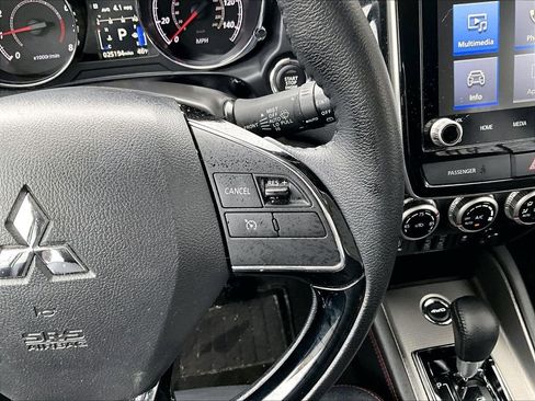 Used 2025 Mitsubishi Outlander Sport SE image 24