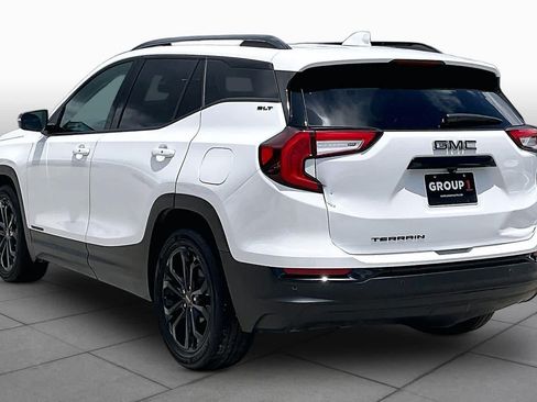 Used 2022 GMC Terrain SLT w/ Infotainment Package II FWD image 12