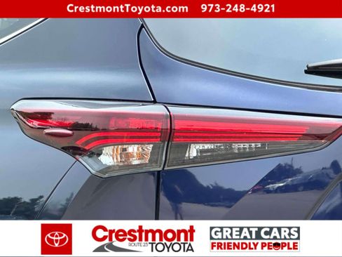Certified 2026 Toyota Highlander XLE AWD/4WD image 8