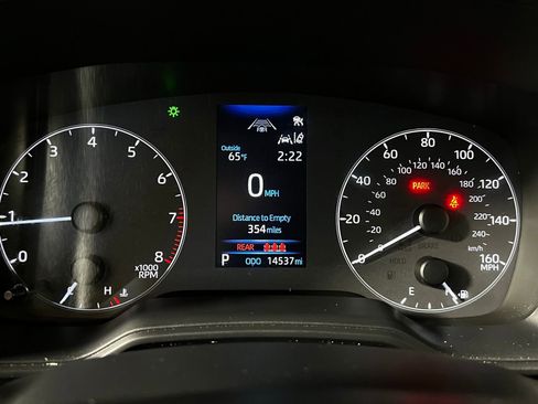 Certified 2025 Toyota Corolla LE image 15