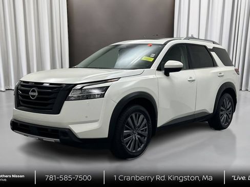 Certified 2023 Nissan Pathfinder SL w/ SL Premium Package AWD/4WD image 1