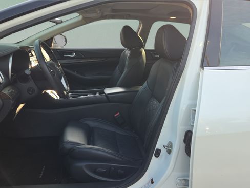 Used 2017 Nissan Maxima Platinum FWD image 10