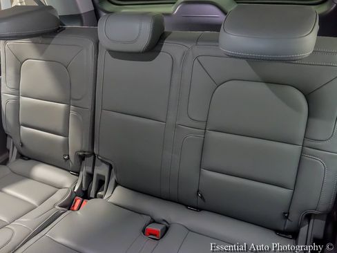 Used 2021 Lincoln Navigator L Reserve w/ Luxury Package AWD/4WD image 16