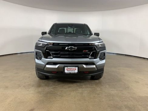 Used 2024 Chevrolet Colorado Z71 w/ Z71 Convenience Package 2 image 3