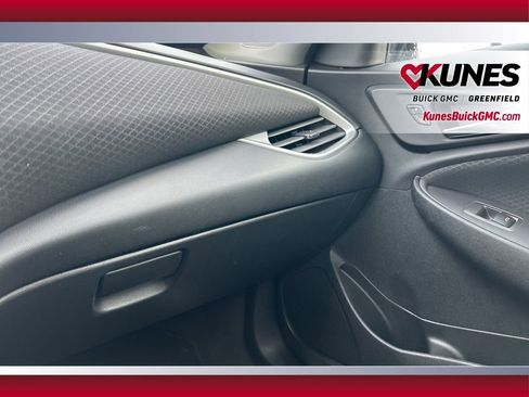 Used 2023 Chevrolet Malibu LT image 17