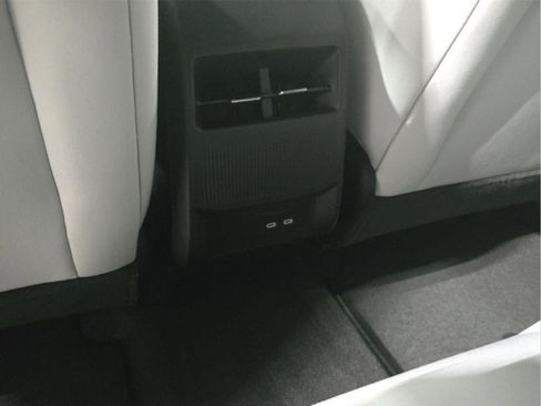 New 2026 Jeep Cherokee Laredo image 22