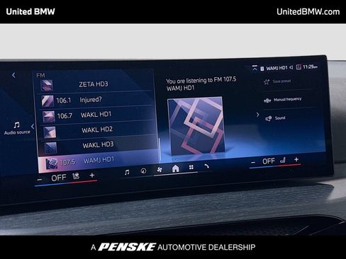 Used 2025 BMW 330i Sedan w/ M Sport Package RWD image 8