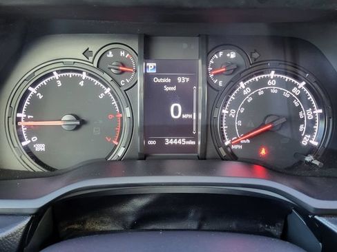 Used 2023 Toyota 4Runner SR5 Premium w/ SR5 Premium Package AWD/4WD image 13