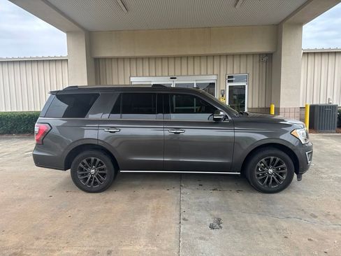Used 2019 Ford Expedition Limited w/ Equipment Group 301A RWD image 14
