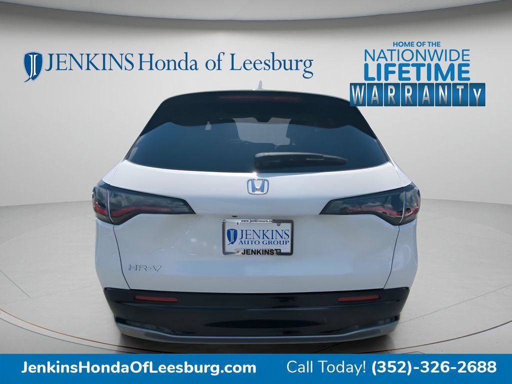 Certified 2027 Honda HR-V EX-L image 4