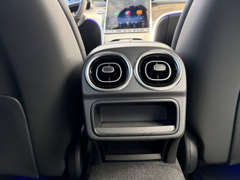 New 2026 Mercedes-Benz C 300 4MATIC Sedan image 13