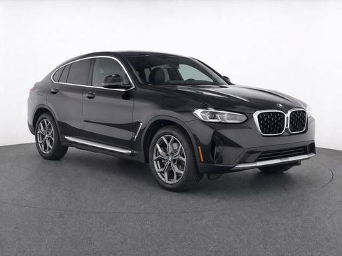 Used 2024 BMW X4 xDrive30i AWD/4WD image 1