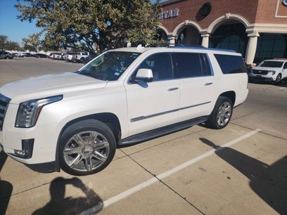 Used 2020 Cadillac Escalade ESV Luxury