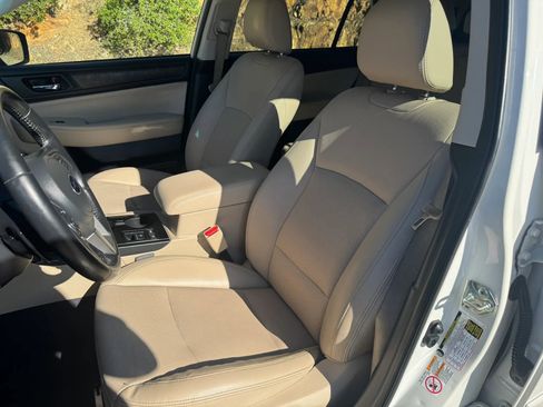 Used 2015 Subaru Outback 2.5i Limited image 12