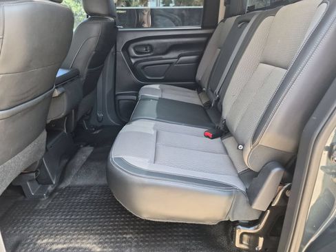 Used 2017 Nissan Titan S RWD image 19