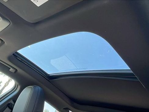 New 2026 Chevrolet Equinox EV LT image 28