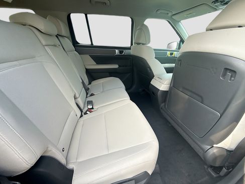 New 2026 Hyundai Santa Fe SE FWD image 19