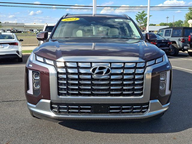 Used 2024 Hyundai Palisade Calligraphy AWD/4WD image 2