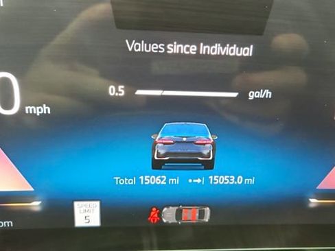 Used 2026 BMW 530i RWD image 39