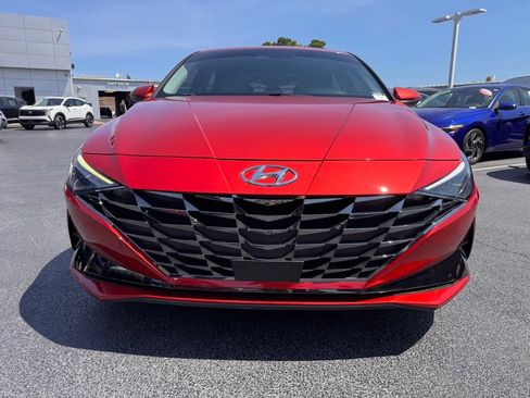 Used 2021 Hyundai Elantra Limited w/ Cargo Package FWD image 8