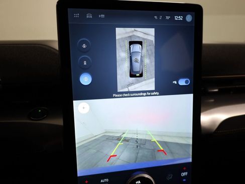 Certified 2021 Ford Mustang Mach-E GT image 30