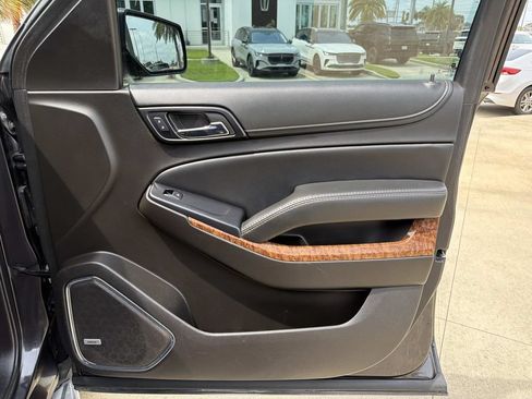 Used 2017 Chevrolet Tahoe Premier RWD image 14