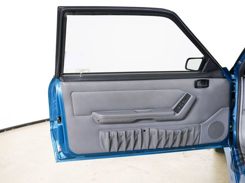 Used 1993 Ford Mustang Cobra image 13