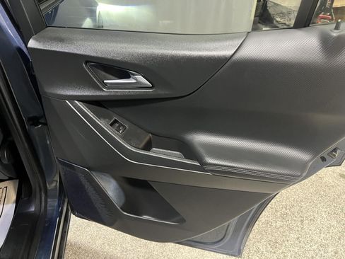 Used 2025 Chevrolet Equinox LT FWD image 25
