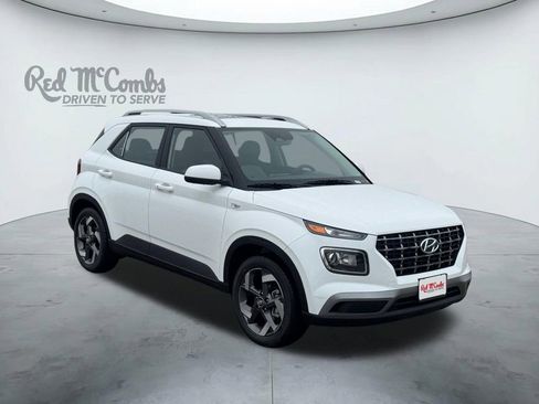 New 2026 Hyundai Venue SEL FWD image 7